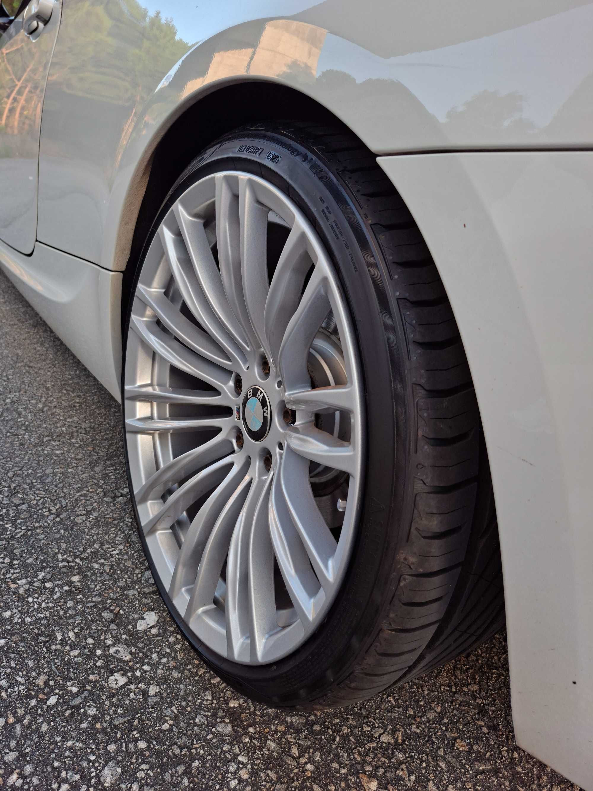 BMW 320D LCI Pack M Mperfomance