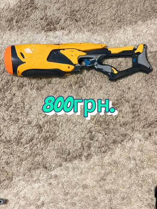 Играшкові пістолети Nerf