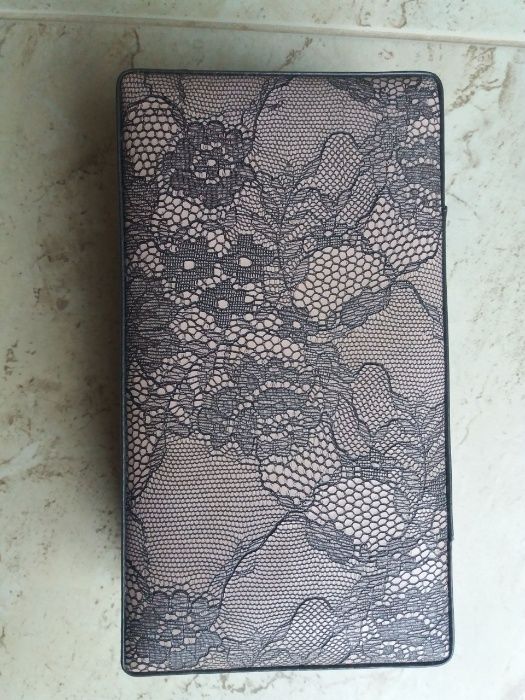 Szkatułka na biżuterię NOWA