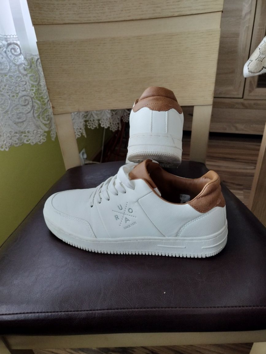 Sneakersy białe męskie