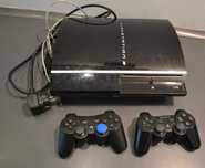 Konsola Playstation 3 + 2 pady