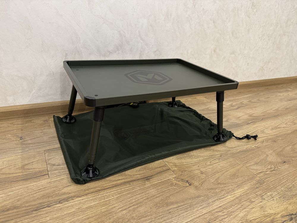 Столик монтажний риболовний туристичний Mivardi Bivvy Professional XL