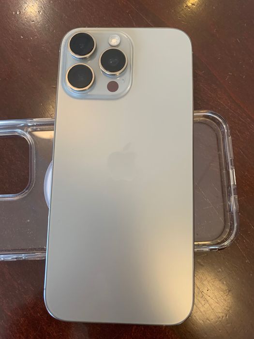 iPhone 16 Pro Max Titan 256gb