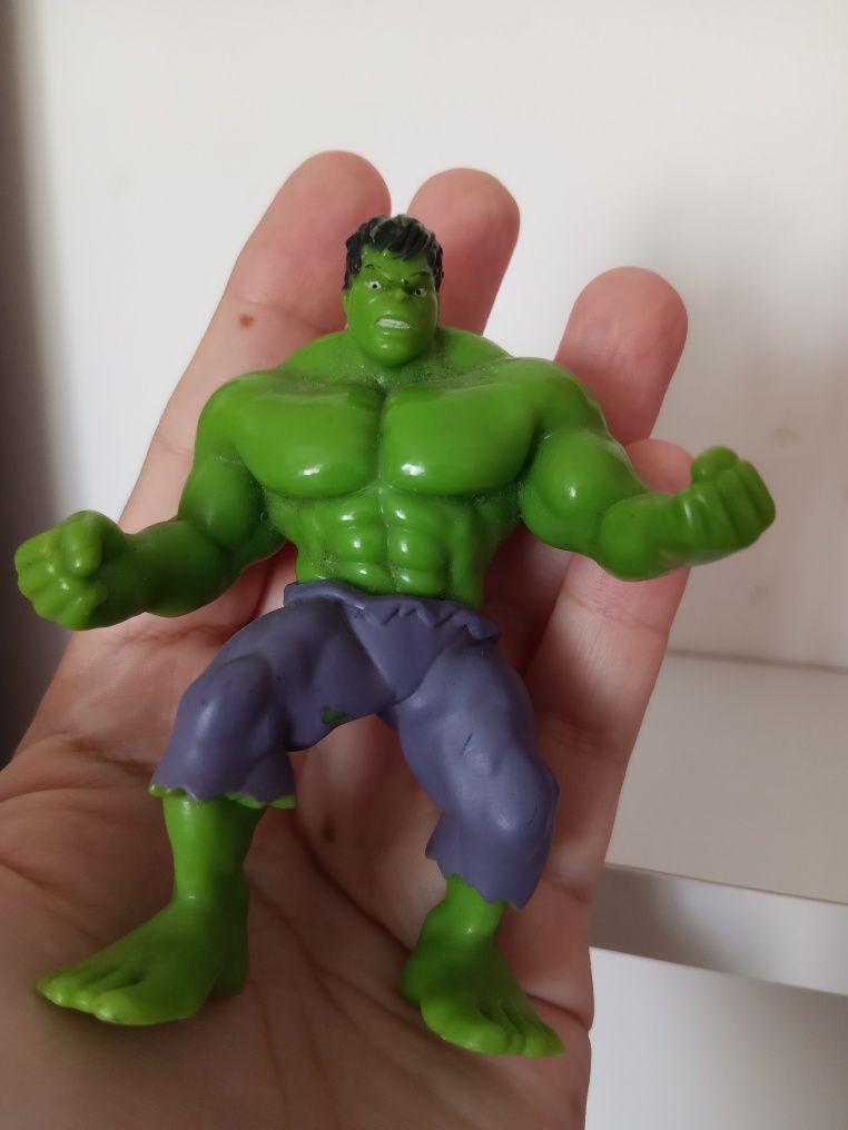 Brinquedo Figura Hulk 8,5cm