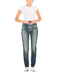Брендовые узкие синие джинсы
Armani Exchange