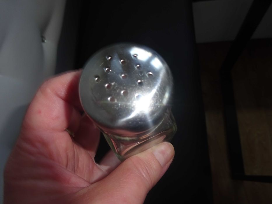 solniczka pieprzniczka szklana PRL 10,5 cm