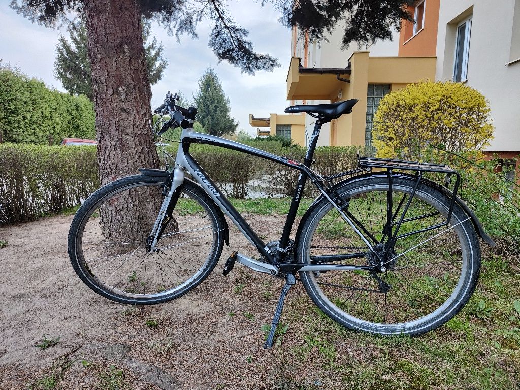 Specialized sirrus deluxe rozm. M karbon aluminium