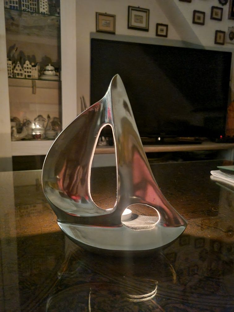 Świecznik marynistyczny/żaglówka  - odlew z aluminium