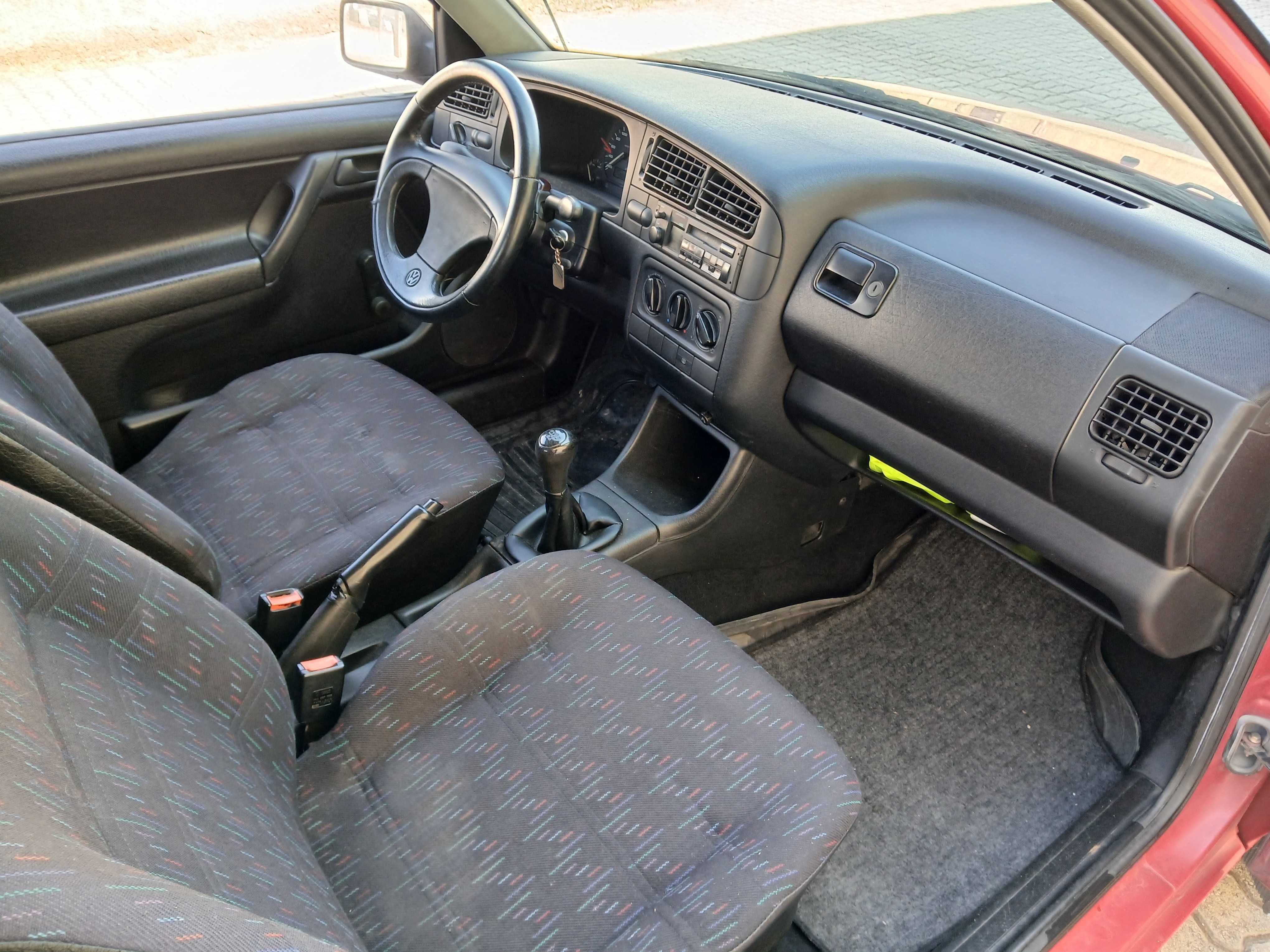 VW Golf 2 lugares