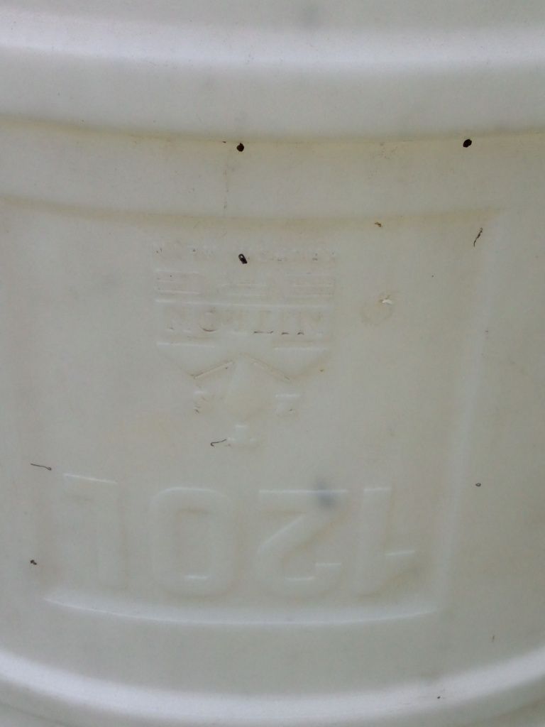 Beczka plastikowa 120L – solidna, z grubego tworzywa

Cena:
40 zł

Opi