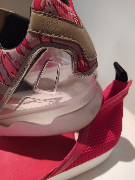 Sapatilha Adidas em bom estado Unisexo