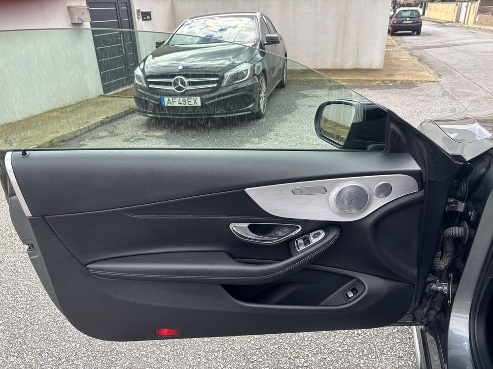 Mercedes C 220 coupé 112mil km NAO ACEITO RETOMAS VALOR FIXO