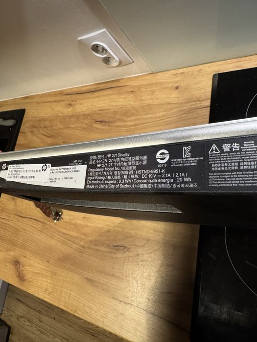 Monitor HP 27f stan idealny