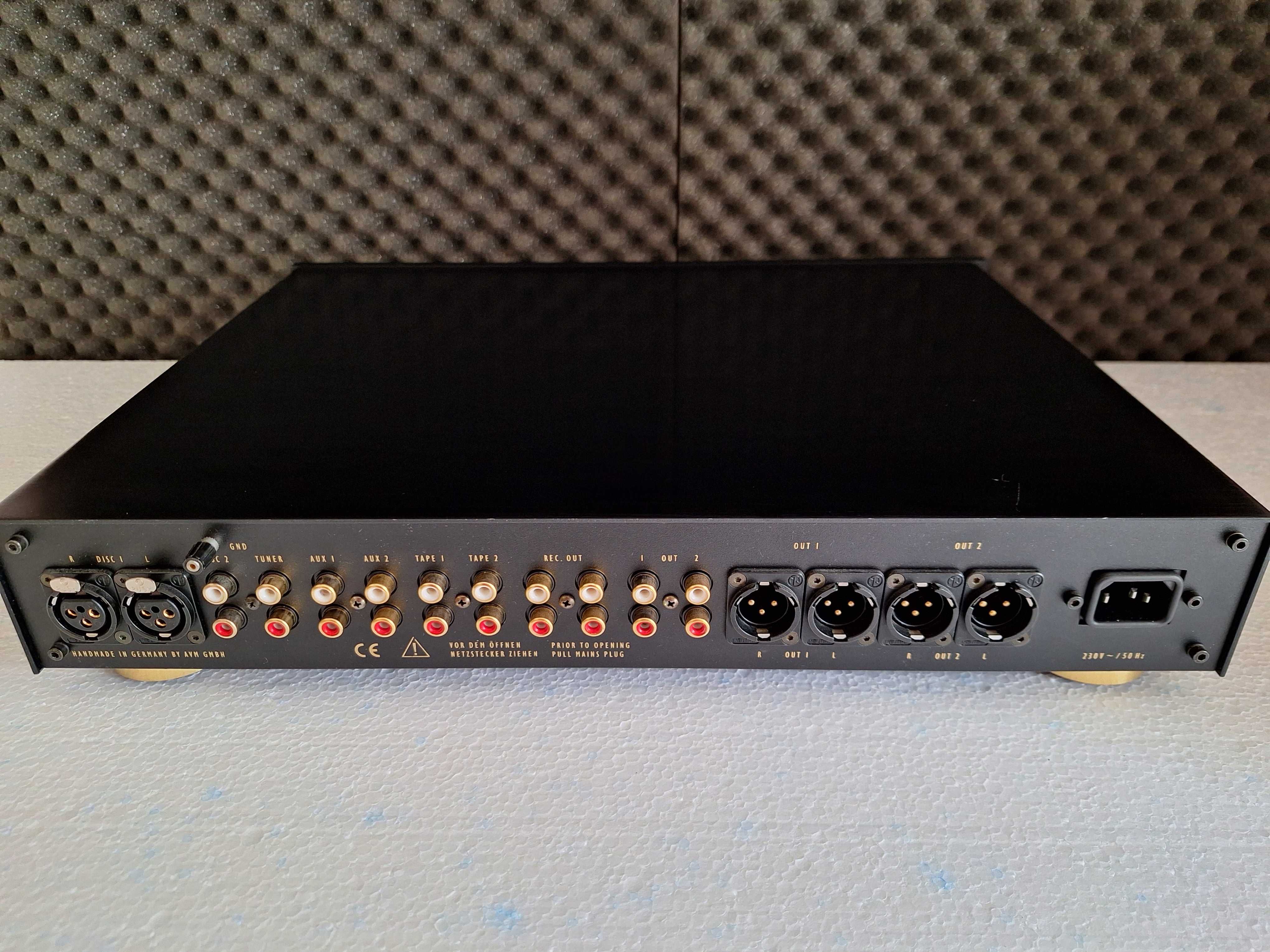 Przedwzmacniacz AVM Evolution V4 ( PILOT)
