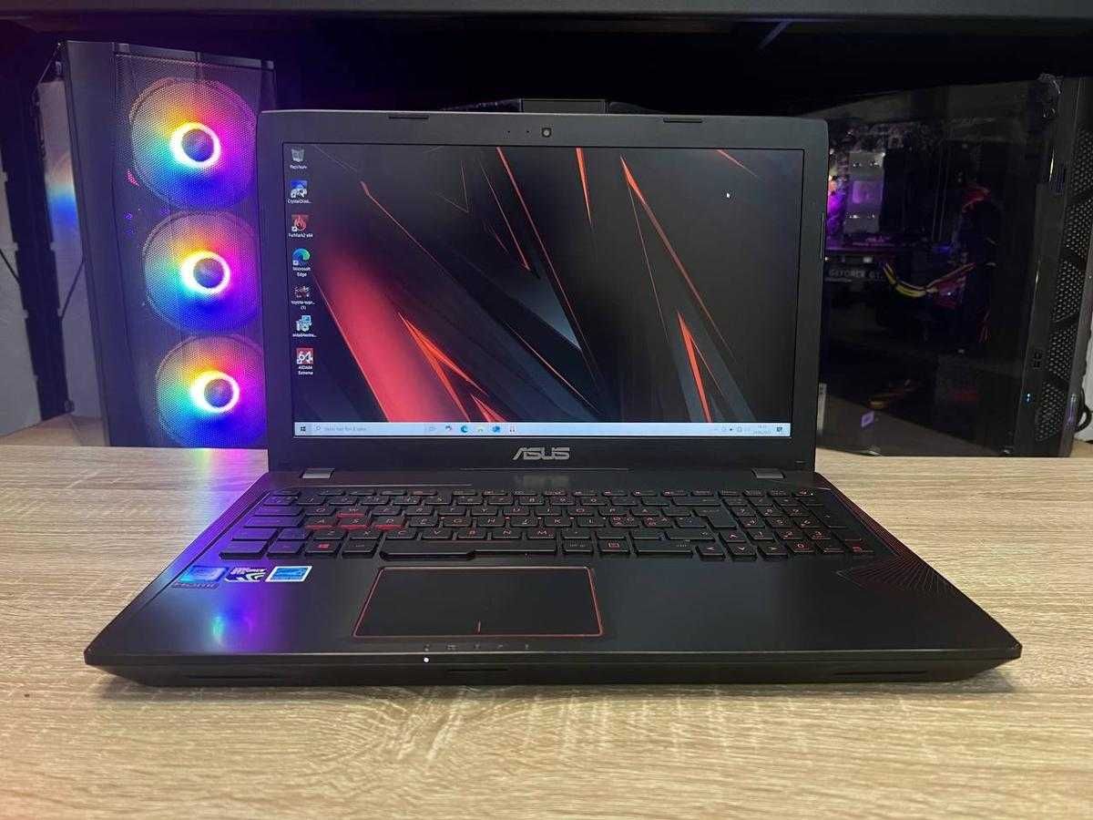 Ноутбук ASUS FX553V i5-7300HQ/8Gb/256SSD/GTX1050-4Gb ГАРАНТІЯ
