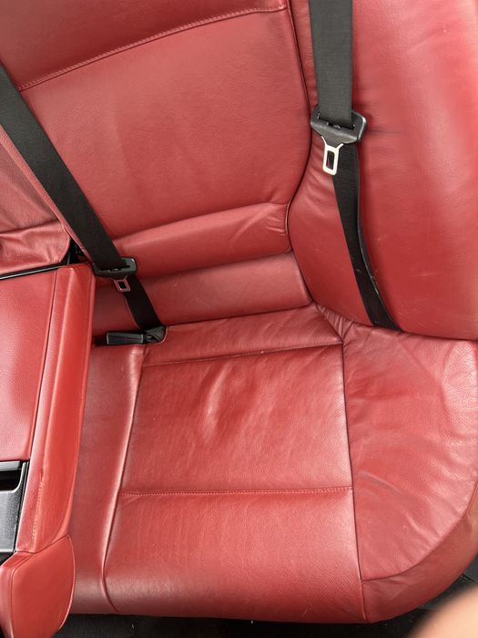 Komplet fotele przód tył boczki czerwone skóry Bmw seria 3 e46 touring