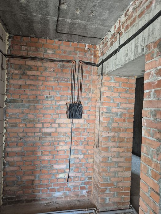 Продаж 2.кім.квартири жк.West Towers