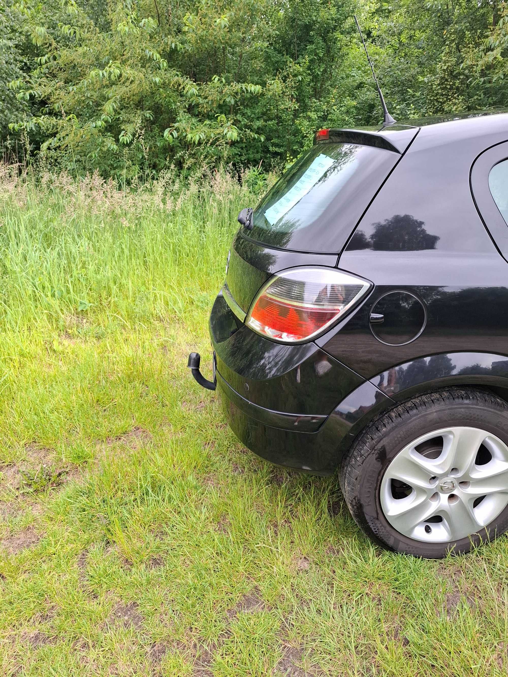 Super Stan ,Opel Astra H , 1.6 ben , 2011 r , I właś. bez wyp.