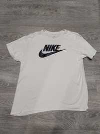 Футболка Nike tee