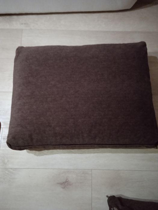 Poduchy  z  motywem motoru