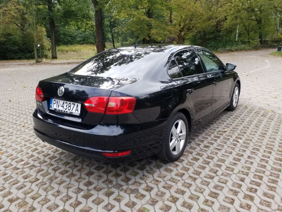 Elegancki VW Jetta 1.6TDI 2013/14 salon Polska, bogate wyposażenie
