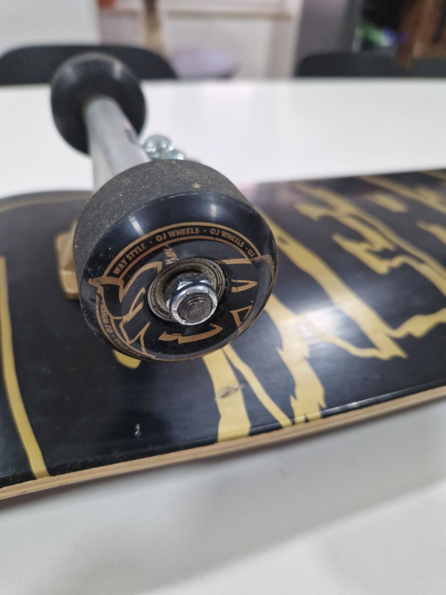 Skateboard Creature 8.25"