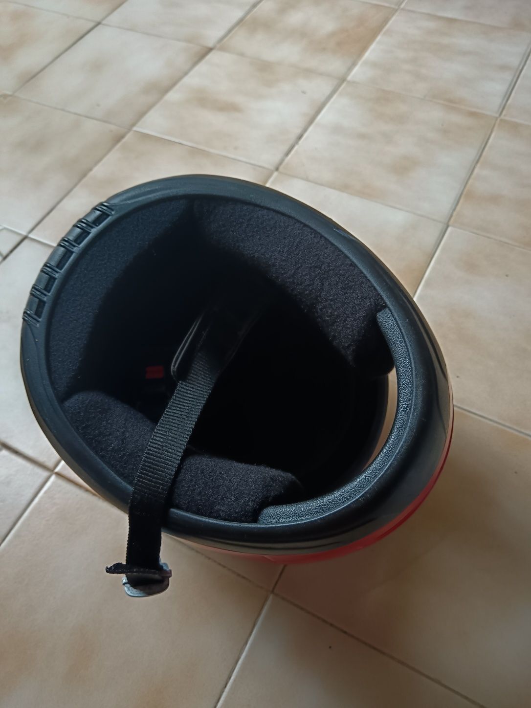 Capacete desportivo