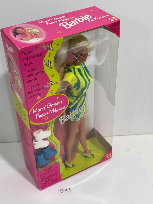 Barbie Movin Groovin