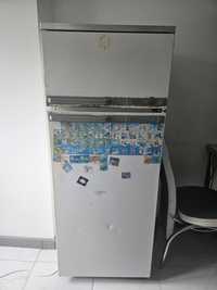 Холодильник б/у марки минск