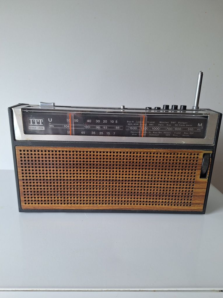 ITT SCHAUB-LORENZ TEDDY Radio tranzystorowe Vintage Retro