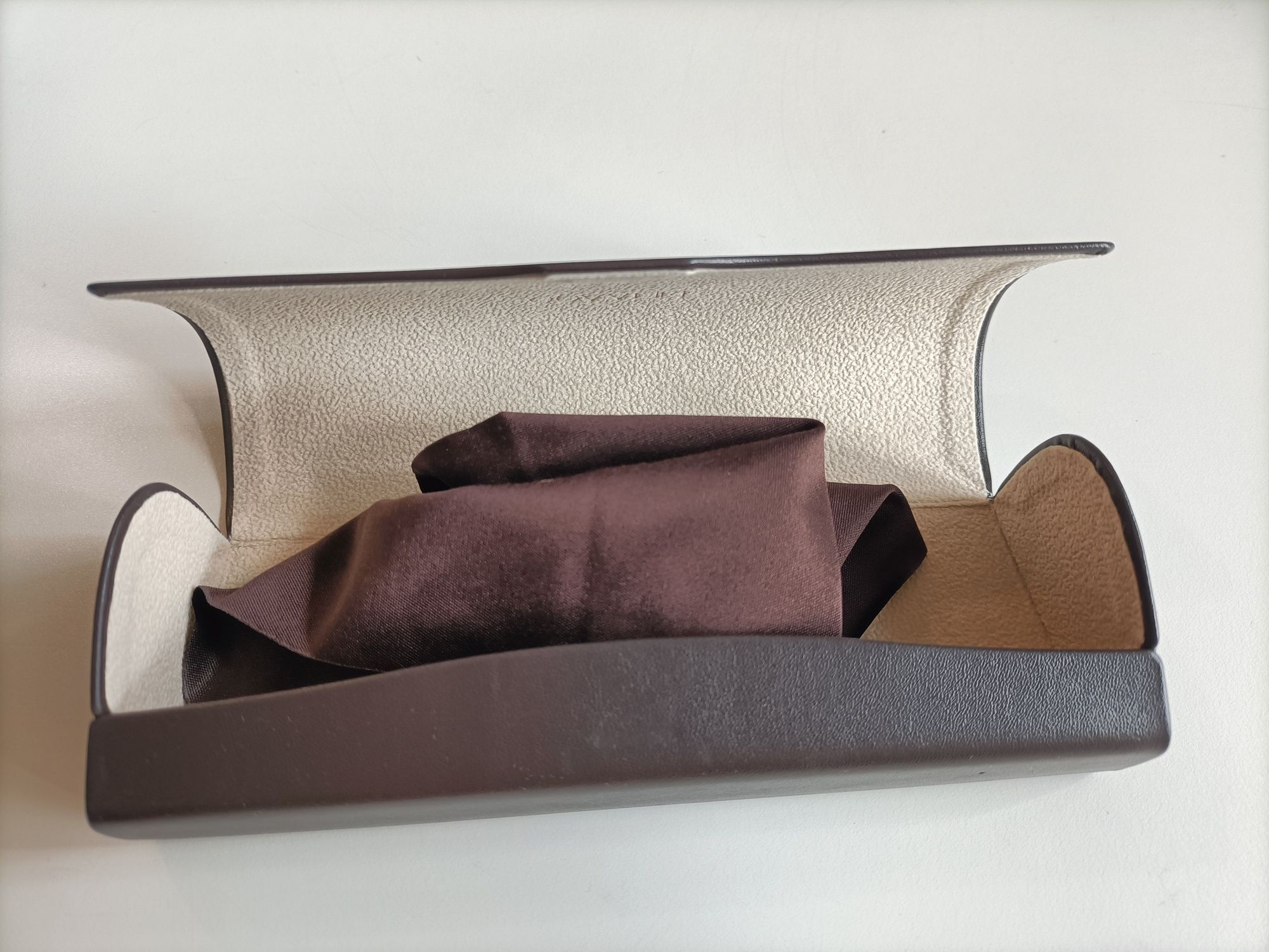 Oliver Peoples Desmon