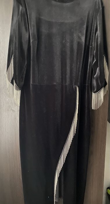 Сукня чорна вечірня