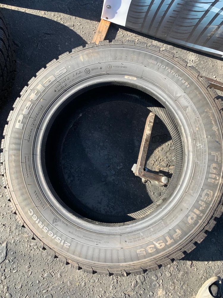 Шини 215/65 R16C Petlas 8-10мм зима, 2023р, 215 65 16C
