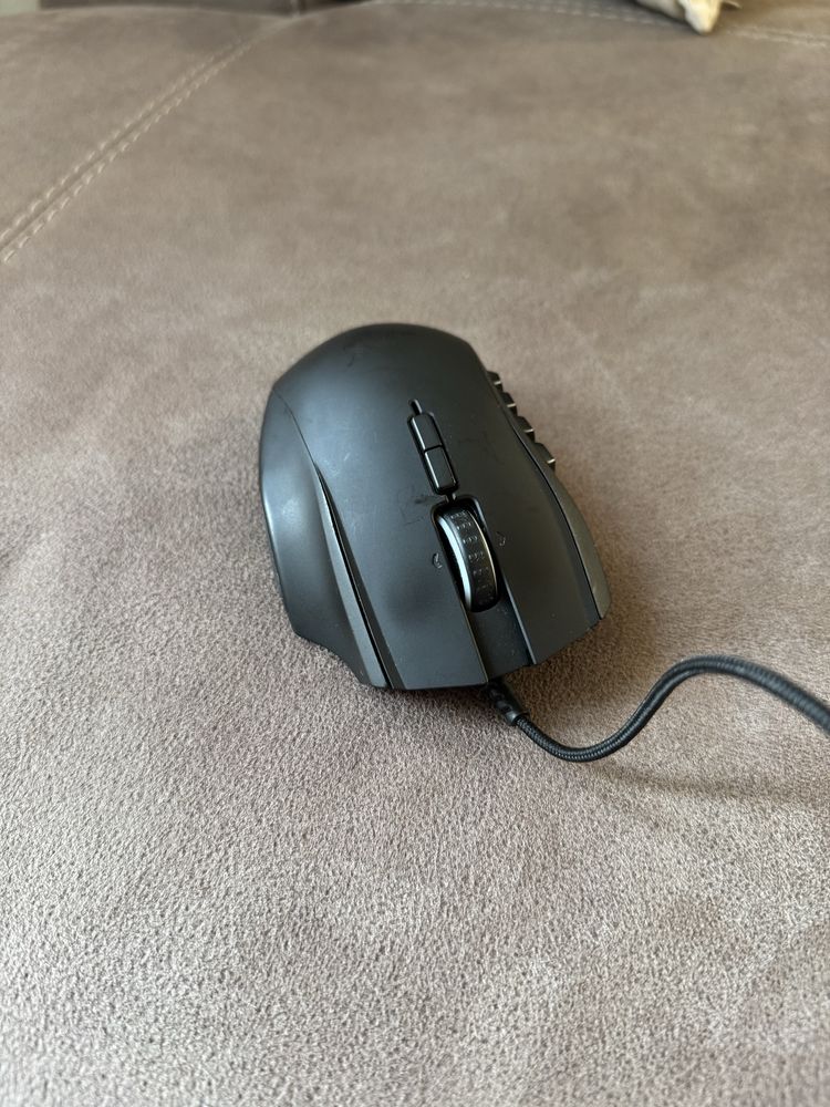 Игровая компьютерная мышь Razer Naga Chroma