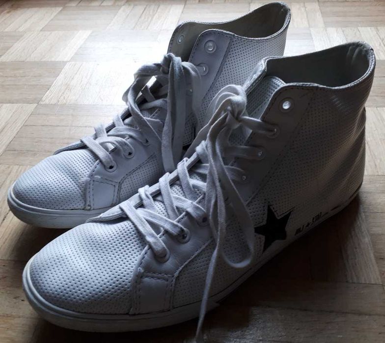 Buty Converse One Star  r. 40,5 , wkł wewnątrz 26,0 cm skóra naturalna