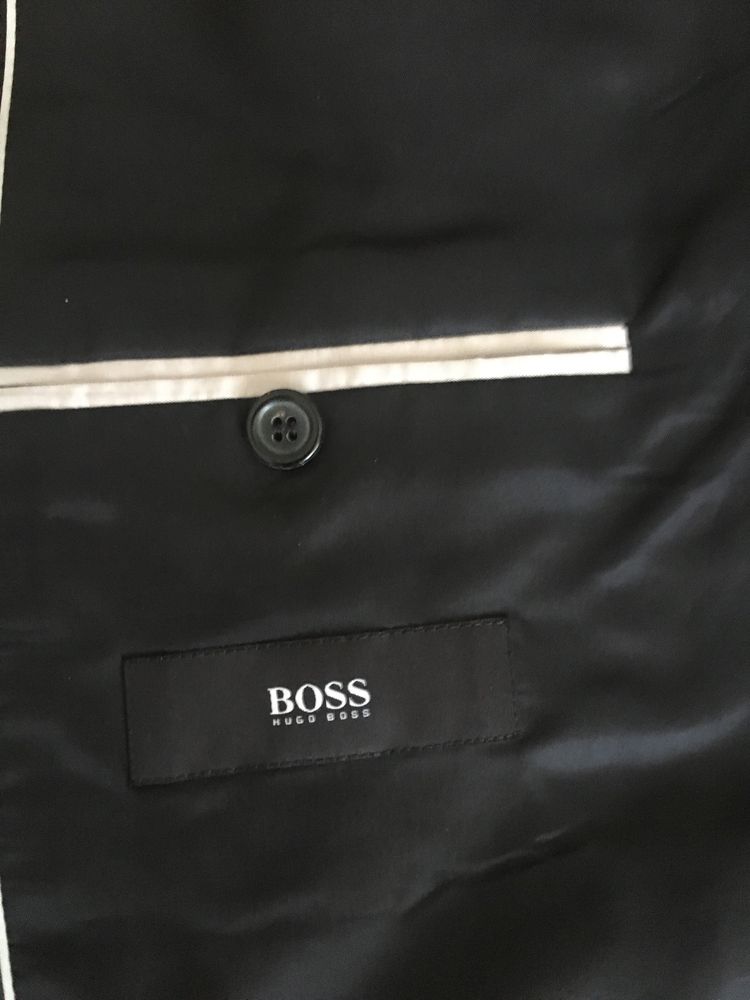 Костюм чоловічий Boss