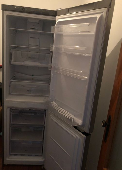 Frigorífico Indesit para peças