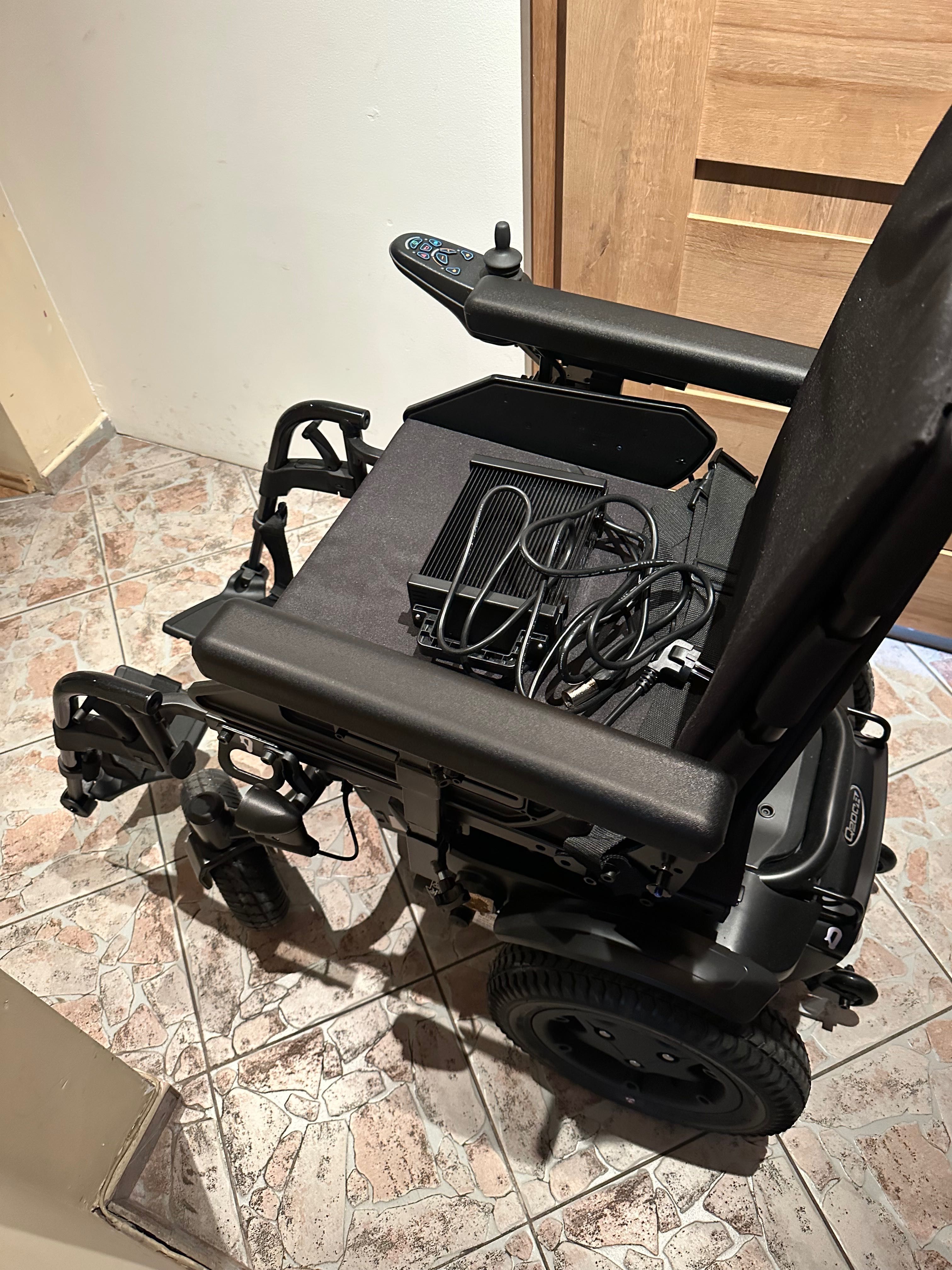 NOWY Elektryczny wózek inwalidzki QUICKIE Q200R