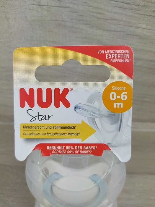 NUK Star Baby smoczek silikonowy 0–6m 2 sztuki ortodontyczny