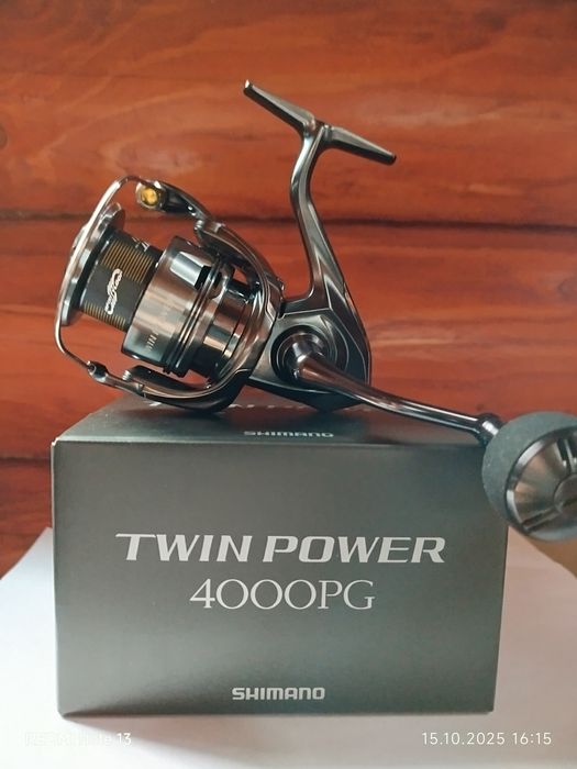Shimano Twin Power 24 C3000 4000PG Stradic 19 C3000HG