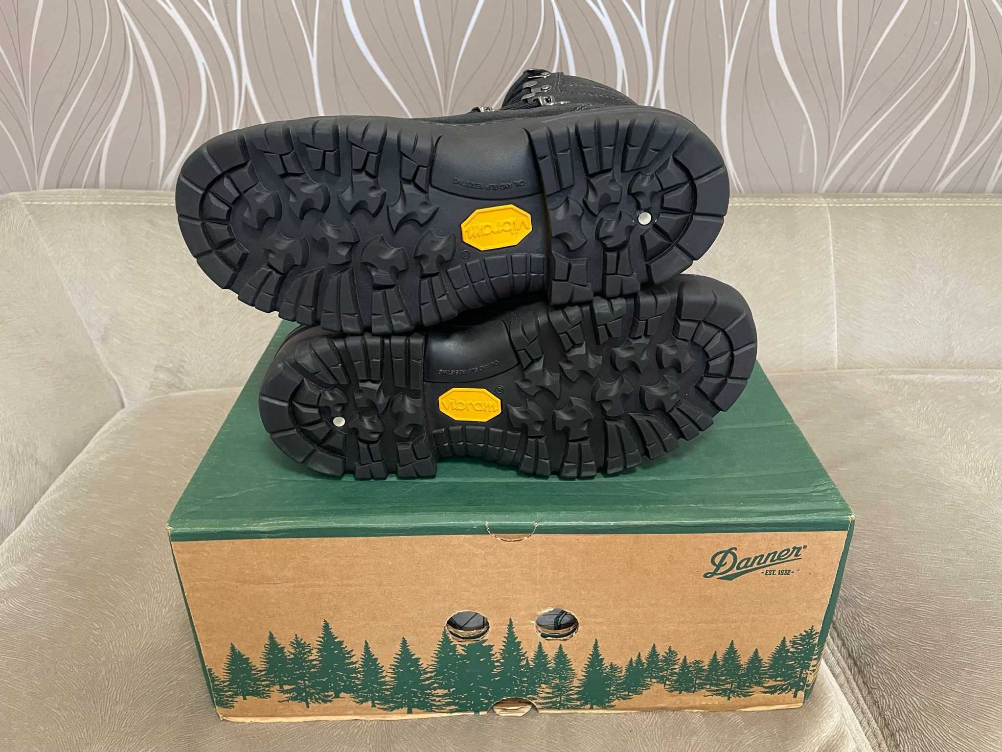 Ботінки вогнетривкі Danner Made in USA розмір 41 устілка 26 см