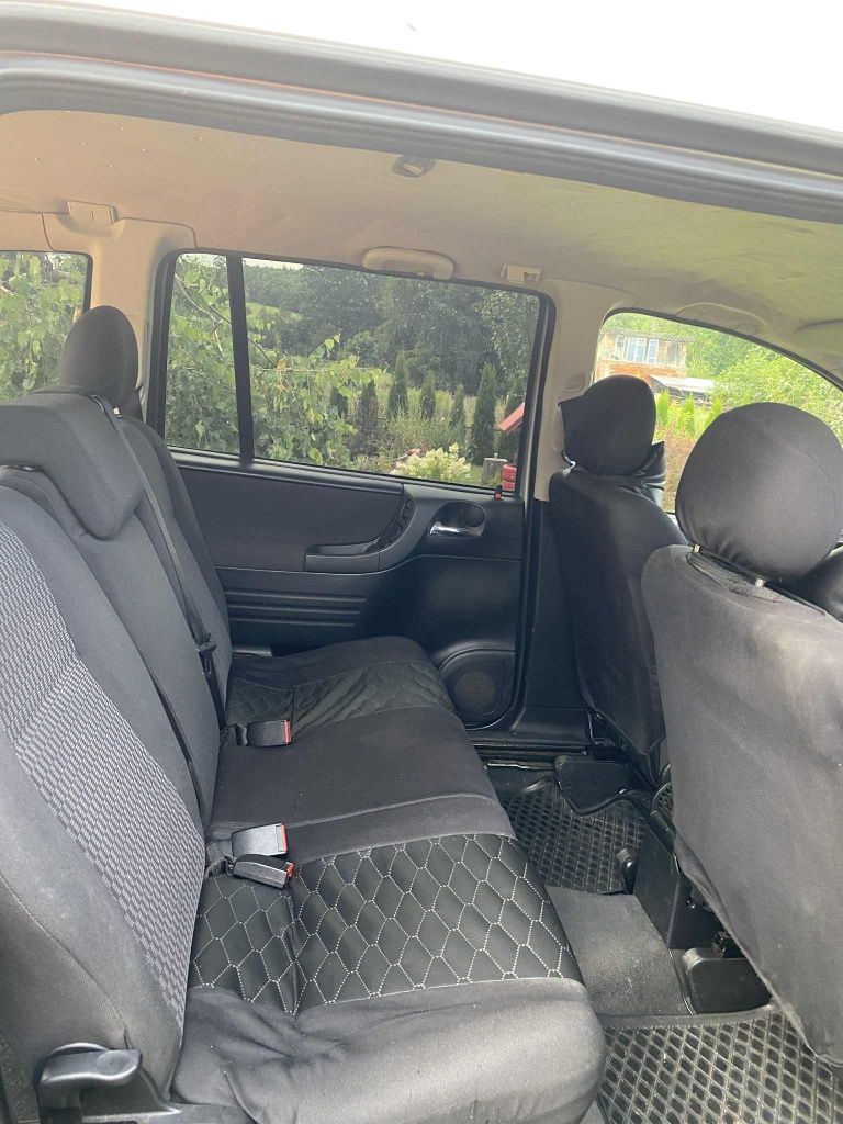 Sprzedam Opel Zafira A 2003 rok