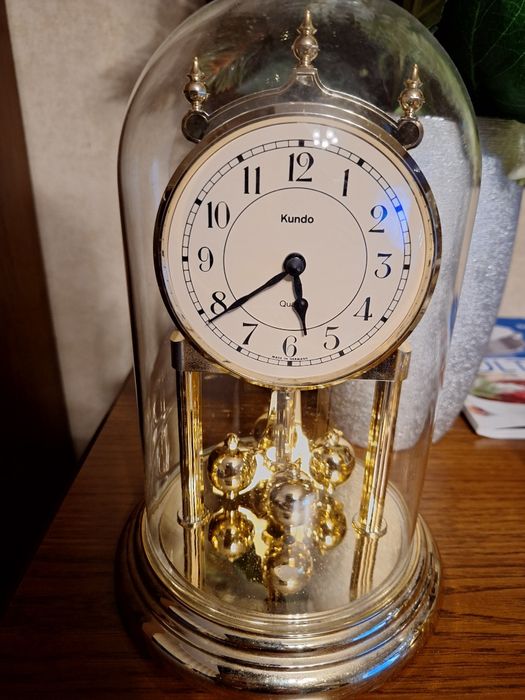 Zegar kominkowy Kundo I Quartz w kopule