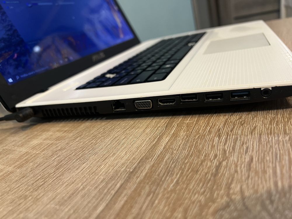 Ноутбук Asus X75VB 17.3" i3+GT740M SSD+HDD