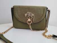 Mała zielona torebka Topshop crossbody ze złotymi elementami