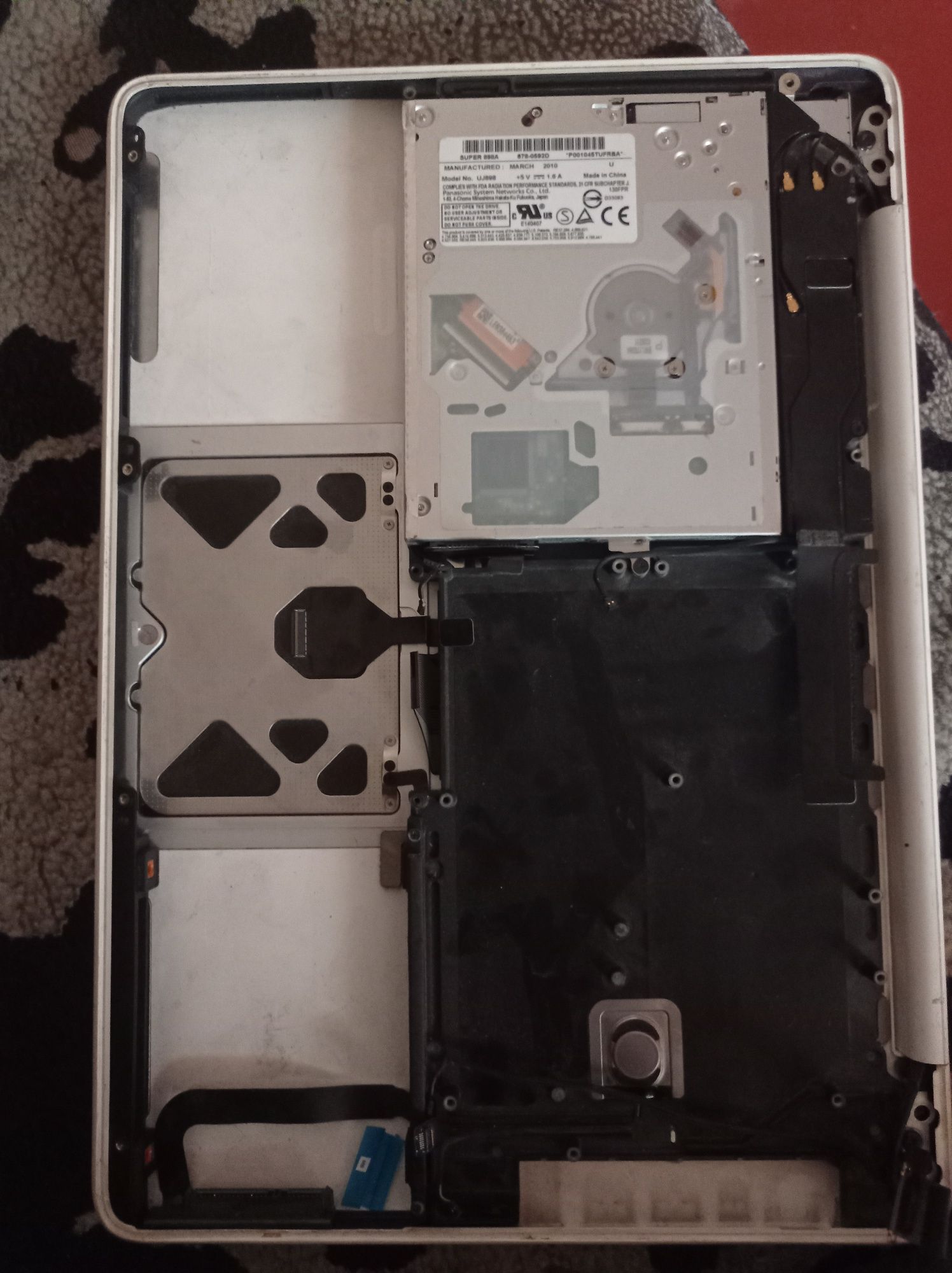 MacBook запчастини