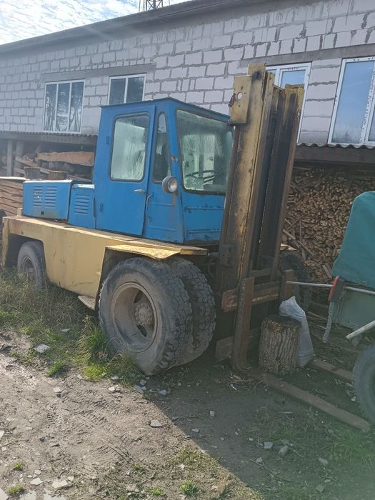 Продам львівський навантажувач , деталі по телефону