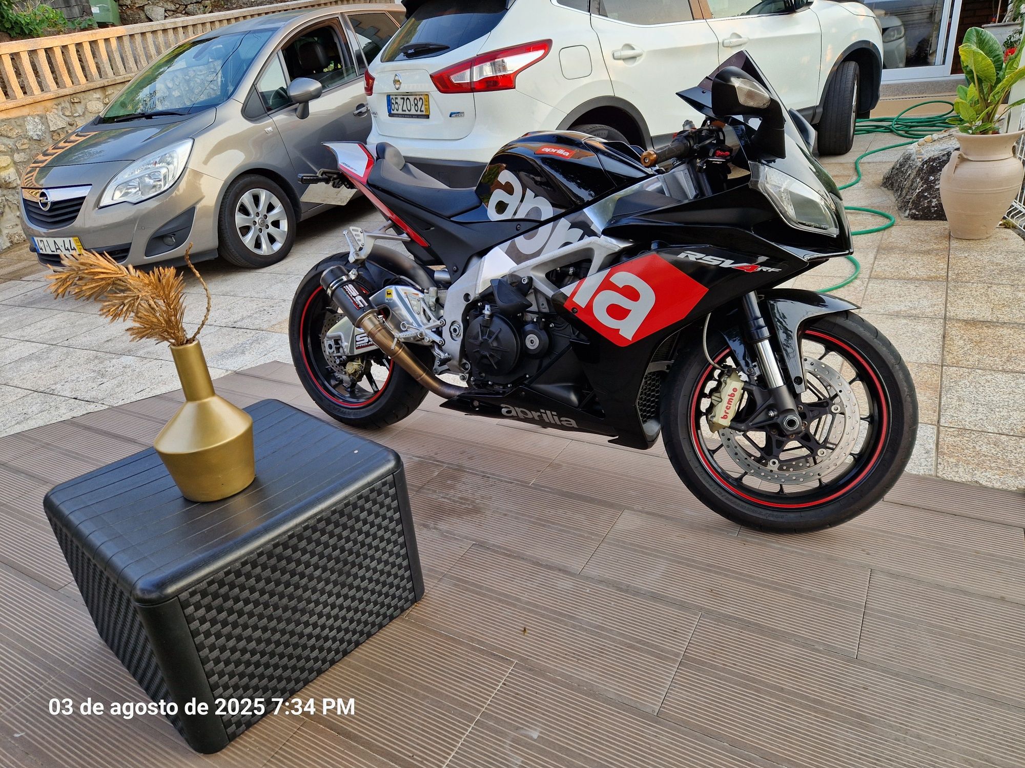 Aprilia RSV4 nacional