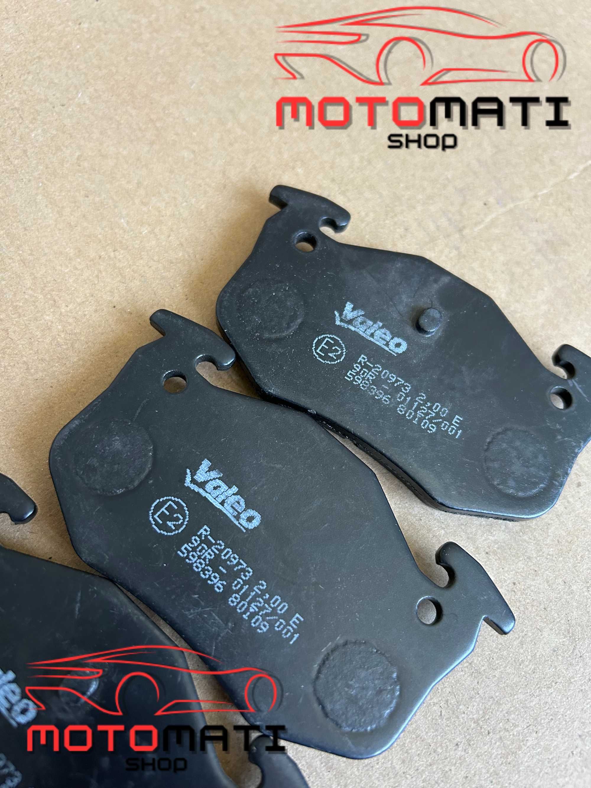 Klocki hamulcowe VALEO TYŁ 215895 CITROEN,RENAULT