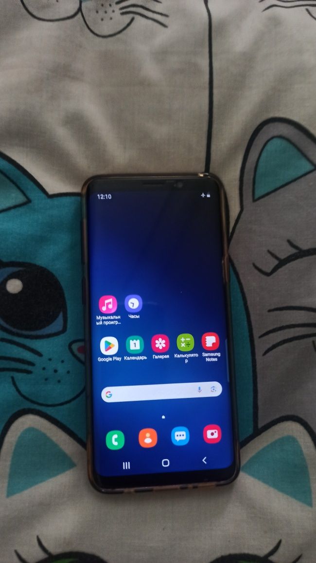 Продам смартфон Samsung s9